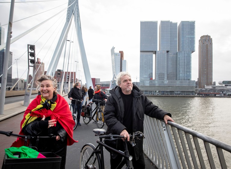 Studio VollaersZwart heeft de opdracht gekregen om de artistieke aankleding van de stad te verzorgen. 