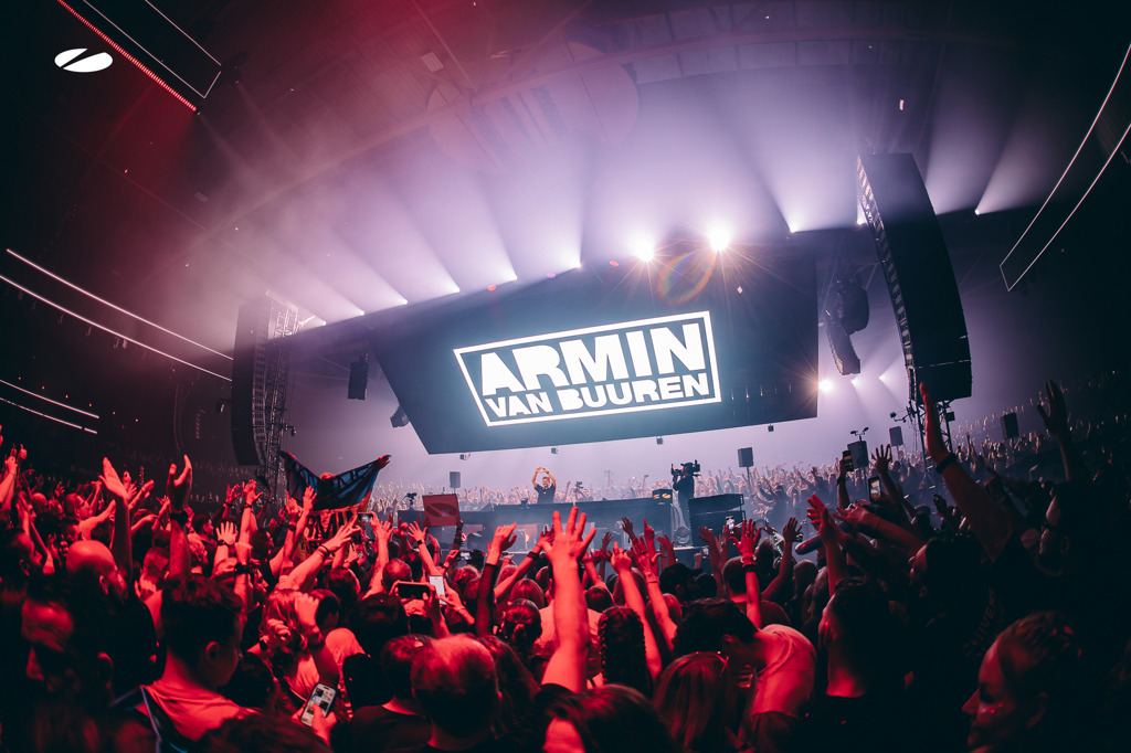 Armin van Buuren tijdens A State of Trance in Ahoy 2024