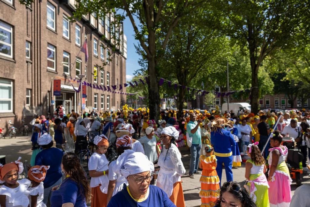 Oogstfeestparade - Merel van den Enden 